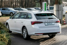 Škoda Octavia Combi Edition 130 Selection 1.5 TSI m-HEV 150 KM DSG Łódź - zdjęcie 9