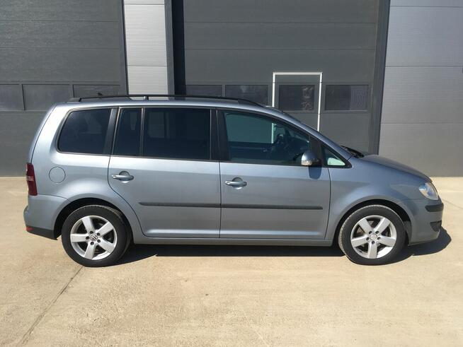 VW Touran 2,0 140km Węgrów - zdjęcie 1