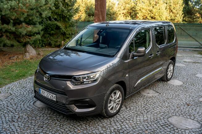 Long 1.2 Family / Serwisowany ASO Toyota / Salon Polska / Bezwypadek Ropczyce - zdjęcie 3