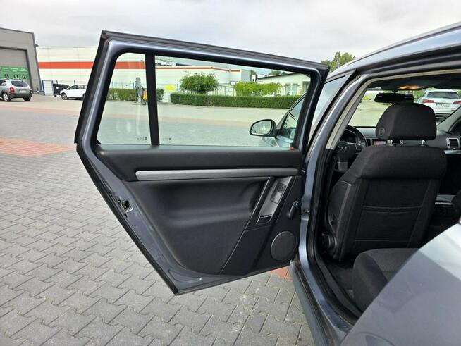 Opel Vectra 2.2 Direct 155 koni Klimatronik możliwa ZAMIANA Rawa Mazowiecka - zdjęcie 10