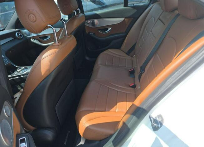 Mercedes C 300 4Matic / pakiet AMG / niski przebieg Cieszyn - zdjęcie 11