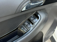 Chevrolet Orlando LS 1,8i 141KM Serwis/Alufelgi/7Foteli/Parktronic/Hak Węgrów - zdjęcie 11