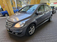 Mercedes B 180 Zobacz opis !!W podanej cenie  Roczna Gwarancja !! Mysłowice - zdjęcie 4