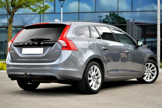 Volvo V60 LiFT 2,0 Disel Ledy Skóra City Navi Full Opcja Płock - zdjęcie 10