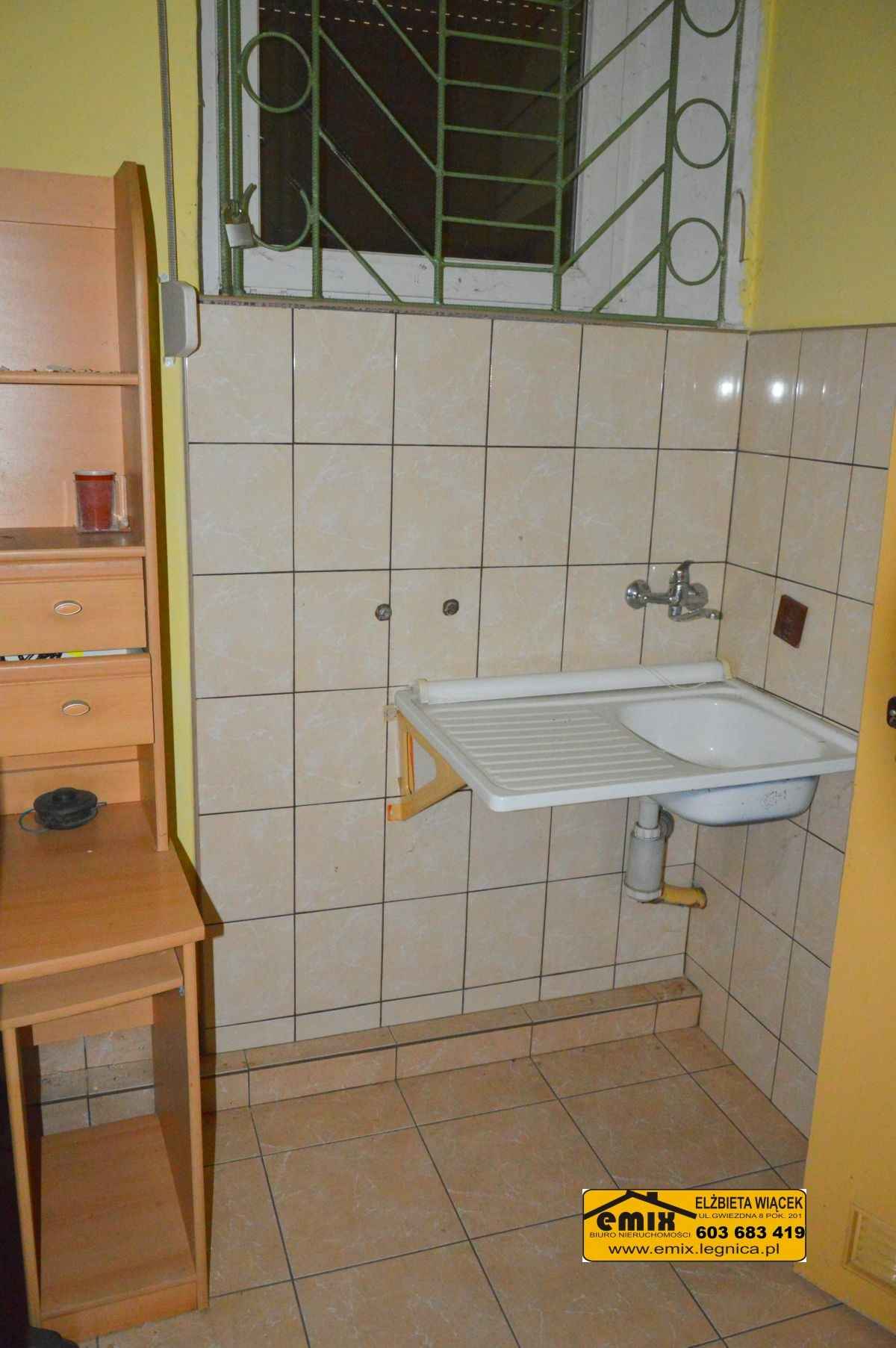 Lokal z możliwością przekształcenia na dom, działka 2800m2 Świerzawa - zdjęcie 8