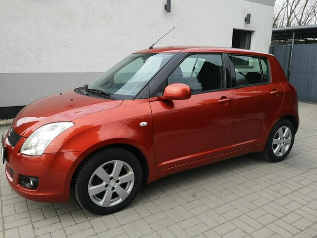 Suzuki Swift 1,328 16v 92KM Klimatyzacja  Alu Felgi Isofix  Gwarancja Strzegom - zdjęcie 10