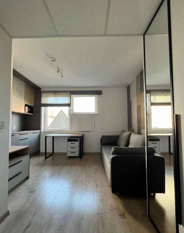 1pok, 16met, okolice Joanitów WINDA/2019 (Wrocław) Krzyki - zdjęcie 1