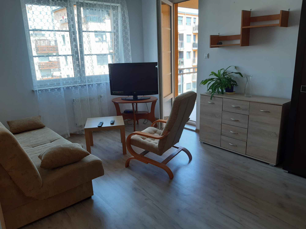 Blisko parku Krzyki - zdjęcie 1