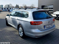 Volkswagen Passat 2018 · 140 598 km · 1 968 cm3 · Diesel Tychy - zdjęcie 2