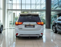 Mitsubishi Outlander Bezwypadkowy Full Serwis Rok Gwarancji Kraków - zdjęcie 6