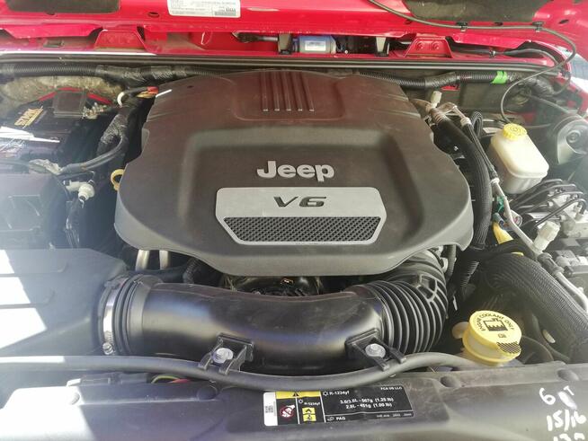 Jeep Wrangler 3.6 Unlim Sahara Szczecin - zdjęcie 12