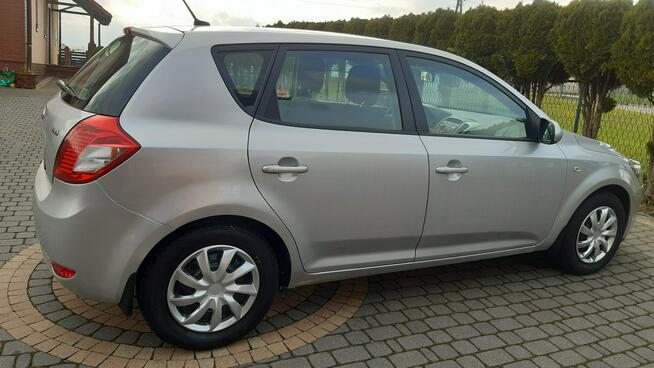 Kia Cee'd 1,6 CRDI  Export Bachowice - zdjęcie 4