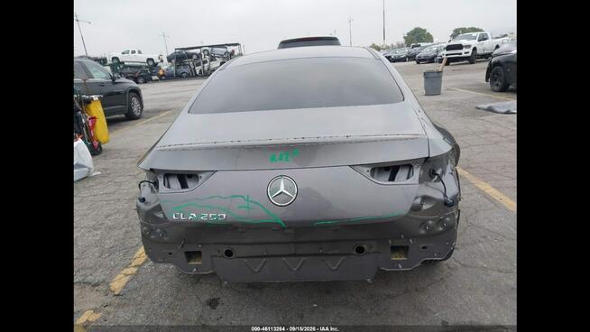 Mercedes CLA 250 4Matic / pakiet AMG / niski przebieg Wrocław - zdjęcie 8