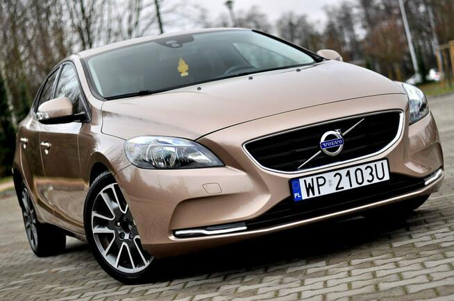 Volvo V40 1,6 HDi 115Km Automat Ledy Digital Navi Harman Kardon Płock - zdjęcie 1