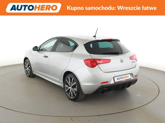 Alfa Romeo Giulietta navi klima auto czujniki parkowania Warszawa - zdjęcie 4