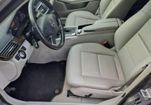 Mercedes E 220 LED Szyberdach Skóry stan bdb Kraków - zdjęcie 10