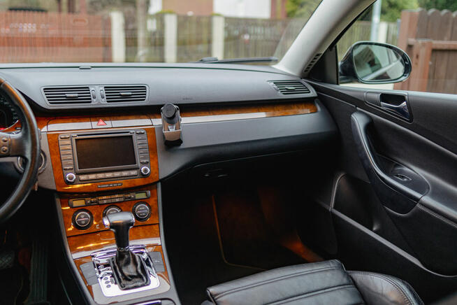 Sprzedam Passata B6 benzyna z LPG Białystok - zdjęcie 11