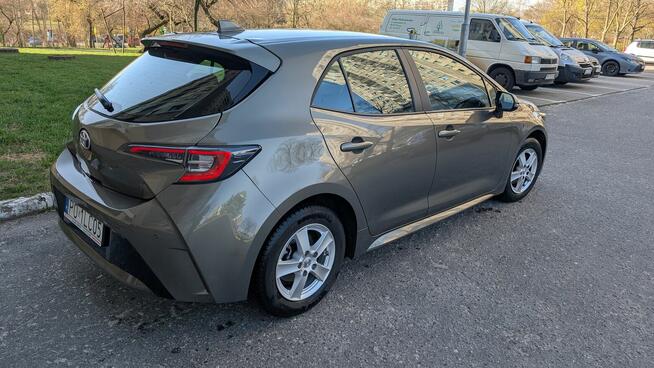 sprzedam Toyotę Corollę 1.2 T Nowe Miasto - zdjęcie 3