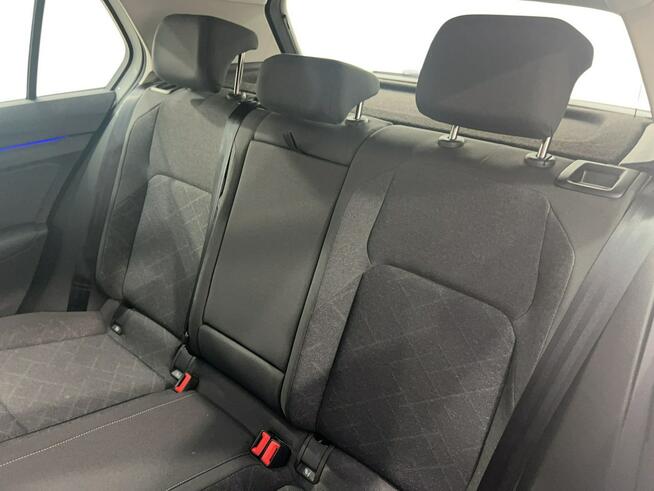 Volkswagen Golf VIII 1.0 eTSI Life DSG Hatchback Warszawa - zdjęcie 12