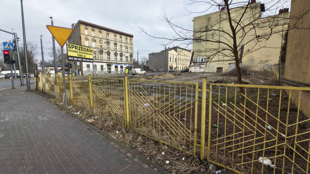 ATRAKCYJNA DZIAŁKA BUDOWLANA 1180 m2 Chorzów 3 Maja Chorzów - zdjęcie 2