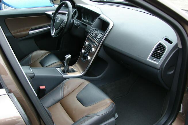 Volvo XC 60 2.0 D 150 KM Ful Opcja Piła - zdjęcie 10