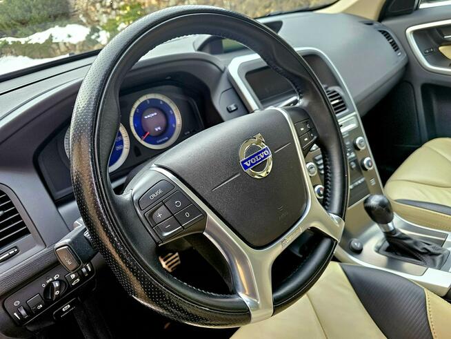 Volvo XC 60 163 KM R-Design Piękny Zagnańsk - zdjęcie 9