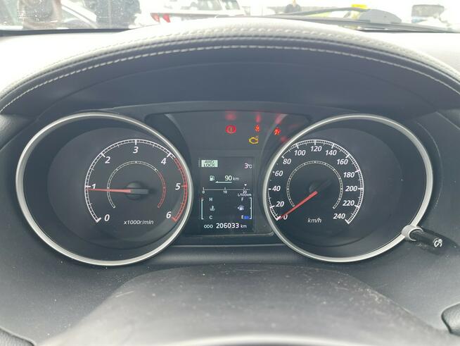 Mitsubishi Outlander 4x4 Skóra Kamera cofania Tryby jazdy 177KM Gliwice - zdjęcie 7