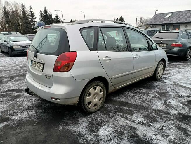 Toyota Corolla Verso 2.0 D-4D 90km 03r Tarnów - zdjęcie 4