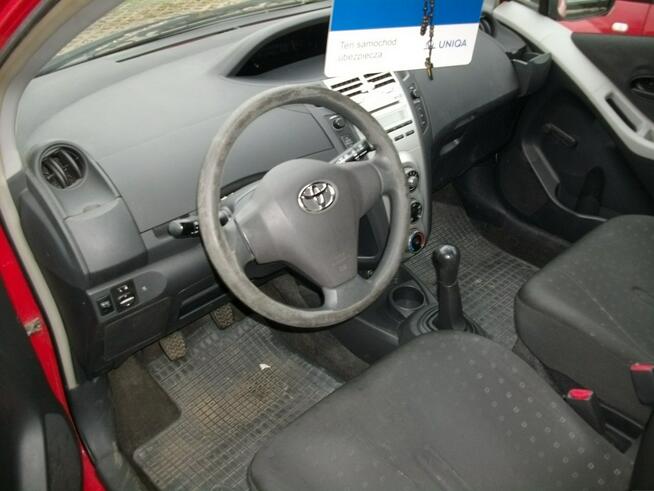 Toyota Yaris Katowice - zdjęcie 5
