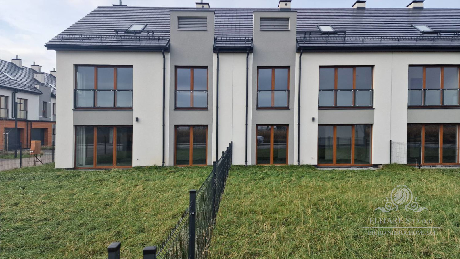 Dom szereg środkowy o pow.130,58m2 na działce 113,90m2, Kąty Kąty Wrocławskie - zdjęcie 2