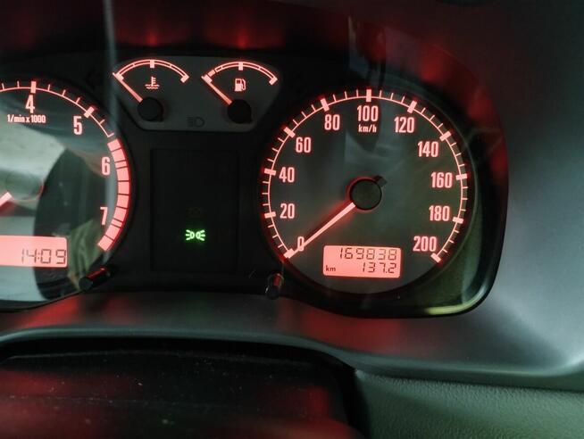 Syndyk sprzeda samochód Skoda Octavia 1.6 MR`97 Warszawa - zdjęcie 2