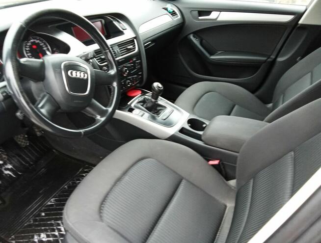 Audi a4 kombi B8  model 2011 Dzierżoniów - zdjęcie 2
