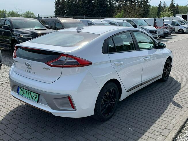 Hyundai IONIQ Elektryk 120KM Automat LED Navi Kamera PDC Keyless Baranowo - zdjęcie 5