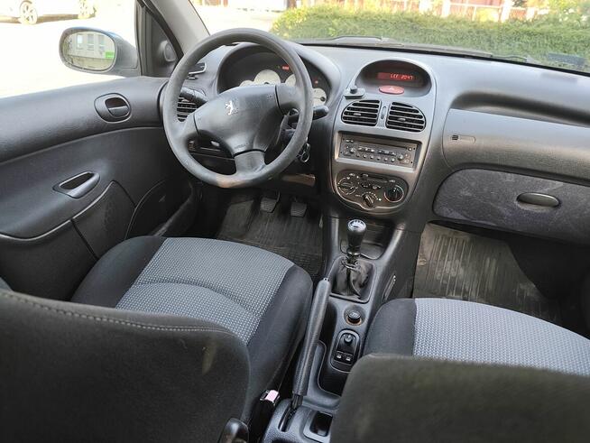 Peugeot 206 1.4 75KM 2004r Wrocław - zdjęcie 5