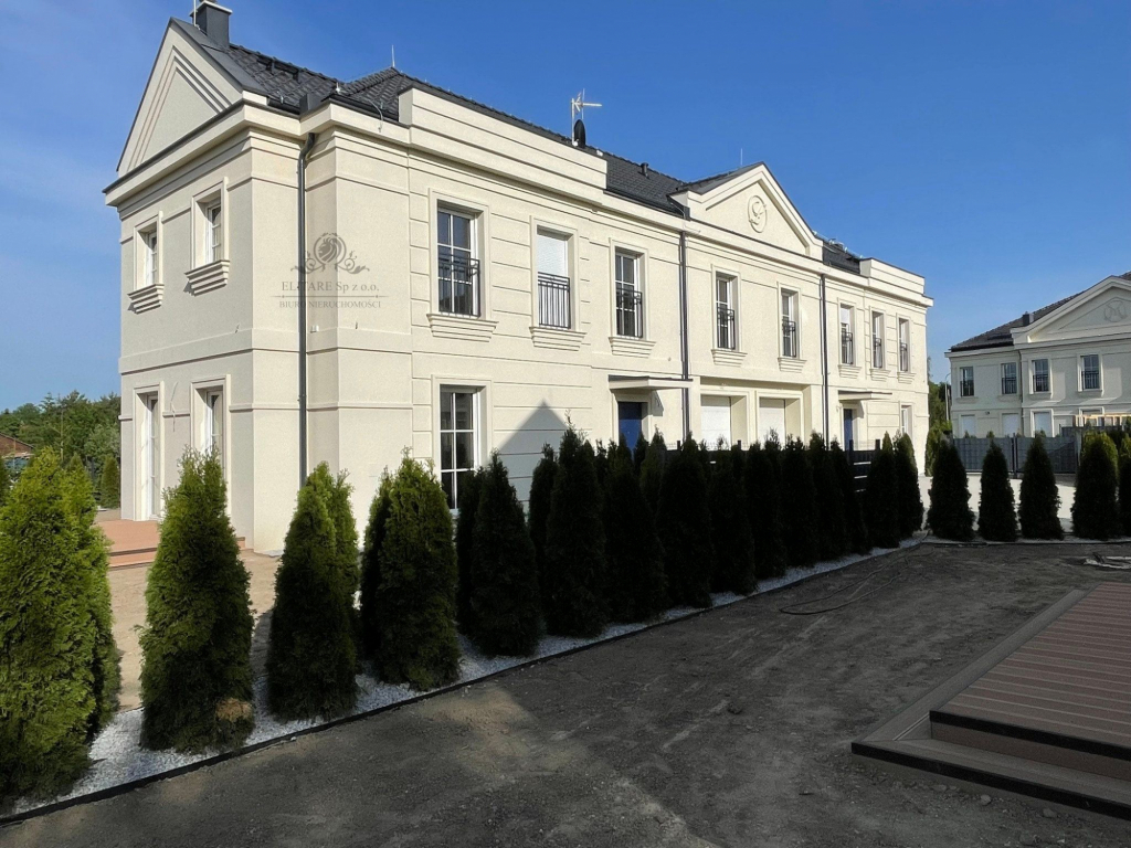 BLACK FRIDAY! WILLOWY DOM Z OGRODEM I GARAŻEM W REWELACYJNEJ CENIE!!! Cesarzowice - zdjęcie 8