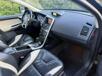 Volvo XC 60 Bardzo dobry stan, R-Design, Automat, 4x4, silnik D5. Chlewice - zdjęcie 5
