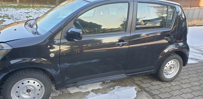 daihatsu sirion 1,3 możliwa zamiana na automat Rudzica - zdjęcie 2