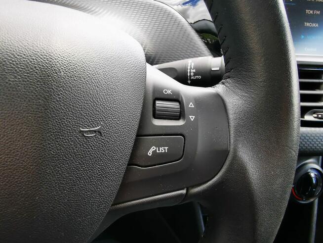 Style, Manual, Facelifting 1.2 Benzyna 82KM, Przebieg 42122k Warszawa - zdjęcie 5