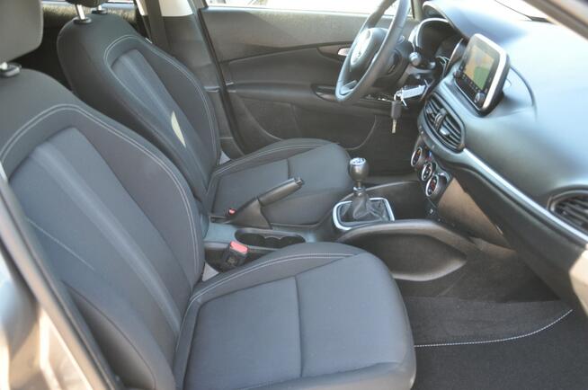 Fiat Tipo 1.4 95KM hatchback LED Navi Czujniki Dąbrowa Górnicza - zdjęcie 12