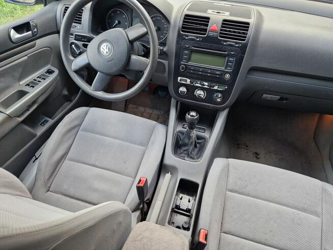 Czarny VW Golf V 1,9 tdi Klima 5- drzwi Jasna tapicerka Ciechocinek - zdjęcie 4