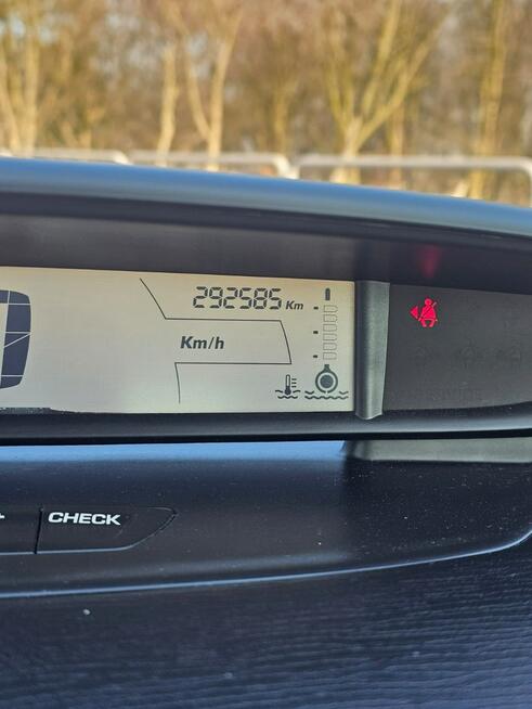 Citroen C4 Sprawna klimatyzacja - 1.6 HDI - 90Km Głogów - zdjęcie 10