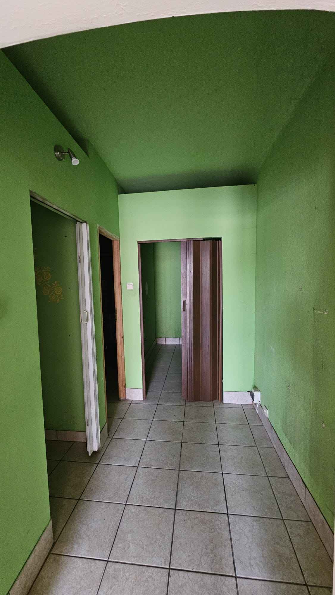 Do wynajęcia lokal w Brzezinach - niskie opłaty Wola - zdjęcie 3