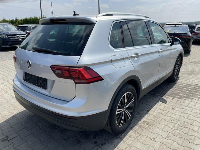 Volkswagen Tiguan Comfortline Klimatronik Podgrzewanie Czujniki park. Gliwice - zdjęcie 6