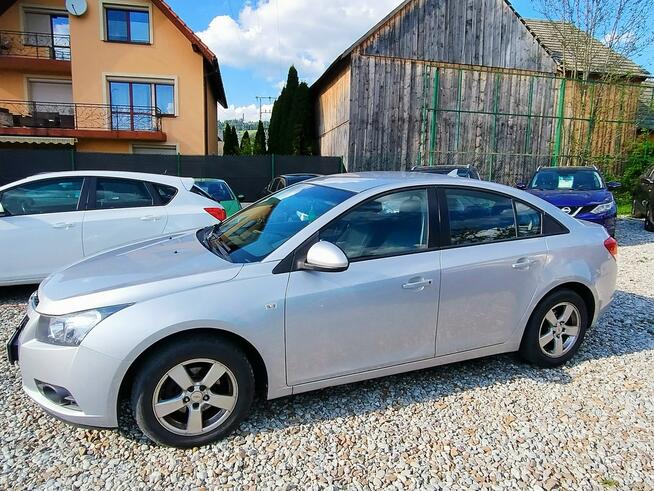 Chevrolet Cruze 1,8 140KM*Sedan* Harklowa - zdjęcie 4