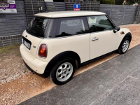 Piękny i zadbany MINI ONE 1.6 benzyna, bezwypadkowy i serwis Marki - zdjęcie 3