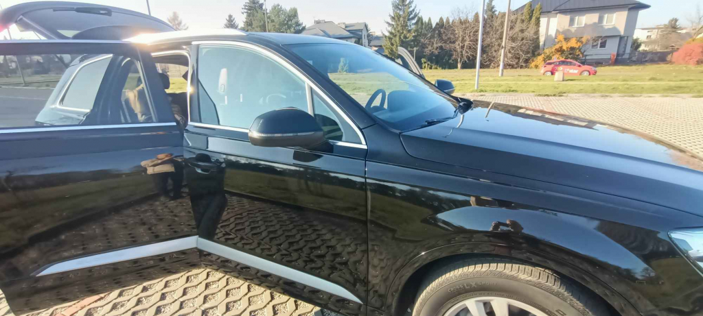 PIĘKNE Audi Q7 3l TFSI 333kM Radom - zdjęcie 1