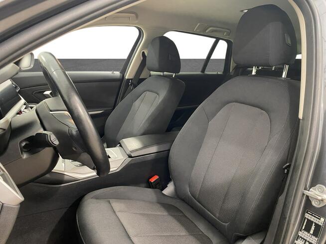 BMW Seria 3 318i aut Kombi Warszawa - zdjęcie 10