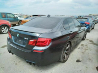 BMW M5 2013, 4.4L, od ubezpieczalni Sulejówek - zdjęcie 4