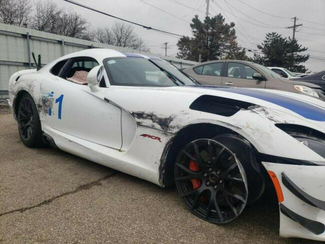 Dodge Viper GTC, 2017, 8.4L, od ubezpieczalni Warszawa - zdjęcie 3