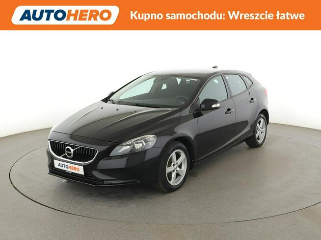 Volvo V40 2.0D Klimatyzacja Tempomat Elektryka Asystenci PDC Warszawa - zdjęcie 1
